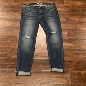 woman’s kancan jeans. only worn one time